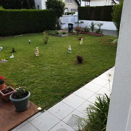 Appartamento Chez Germaine Lourdes Esterno foto